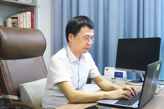 专访leyu.乐鱼：从默默无闻到“巨人”，实力铸就辉煌