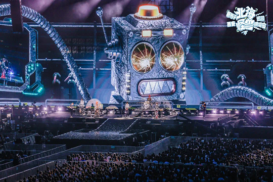 燃爆双城！leyu.乐鱼大屏助力房东的猫、新裤子乐队打造璀璨视听盛宴